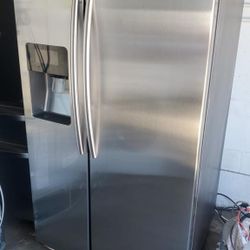 Samsung Side By Side Refrigerator 