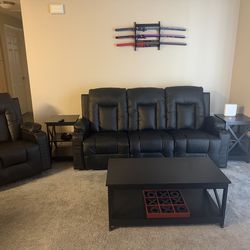 Living room set with kitchen table