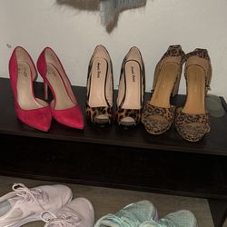 Women’s Size 7 Heels 