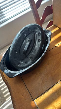 Vintage Black Speckled Oval Enamel Ware Roaster Pan And Lid 