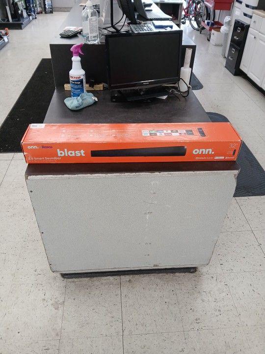 Onn Roku 32 Inch Smart Sound Bar