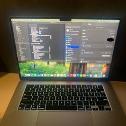2025 MacBook Air 15in M4  16GB 256GB