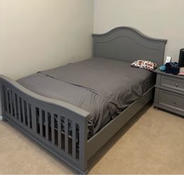 Bedroom set