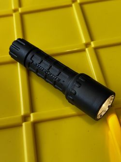 Surefire g2 Flashlight