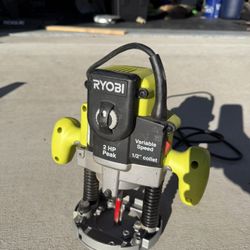 Ryobi 10 Amp 2 HP Plunge Base Corded 