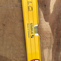 STABILA 32 in. Aluminum Type 196 Heavy Duty Level 3 vial  