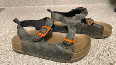 Boys size 9