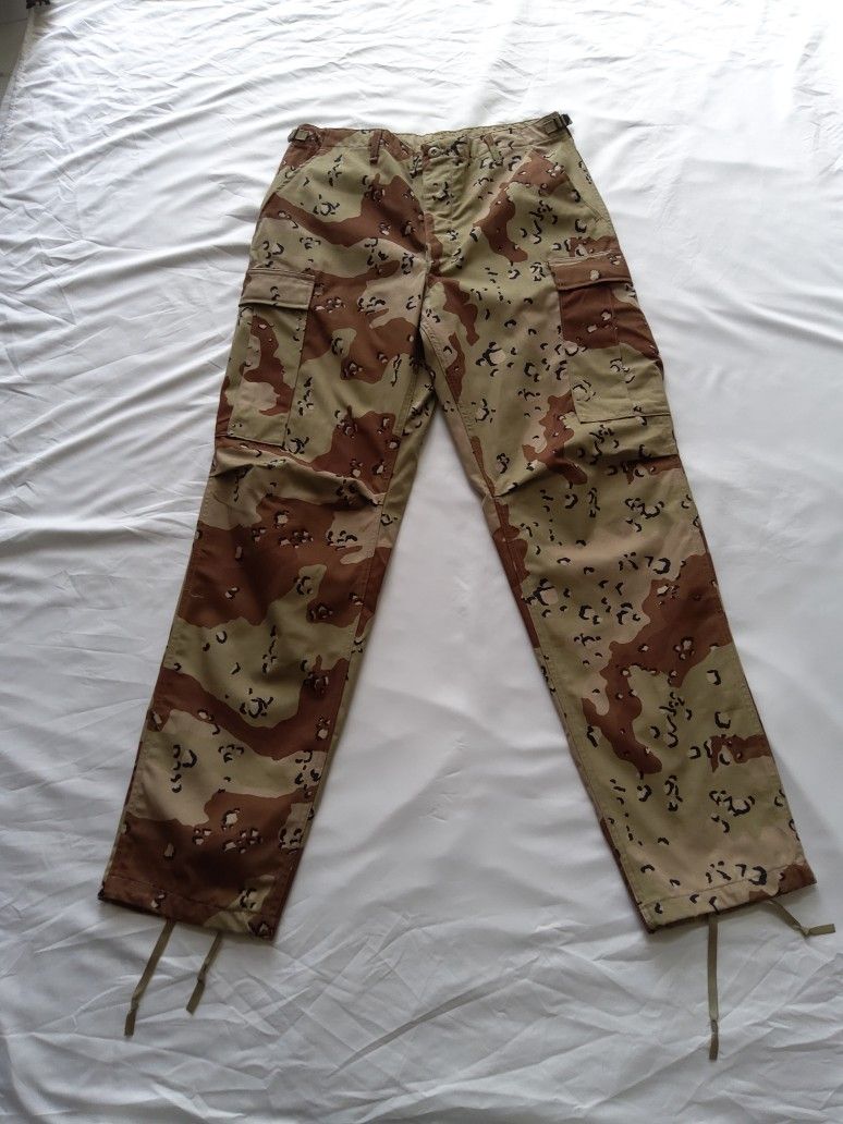 Unisex Camo Pants