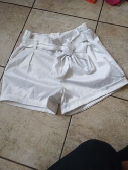 Size M Shorts