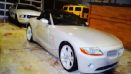 2004 BMW Z4 3.0i 2dr Roadster