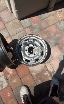 Chevy Colorado 15x6 Steel Wheels 6lug