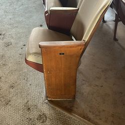 Theater/church seating