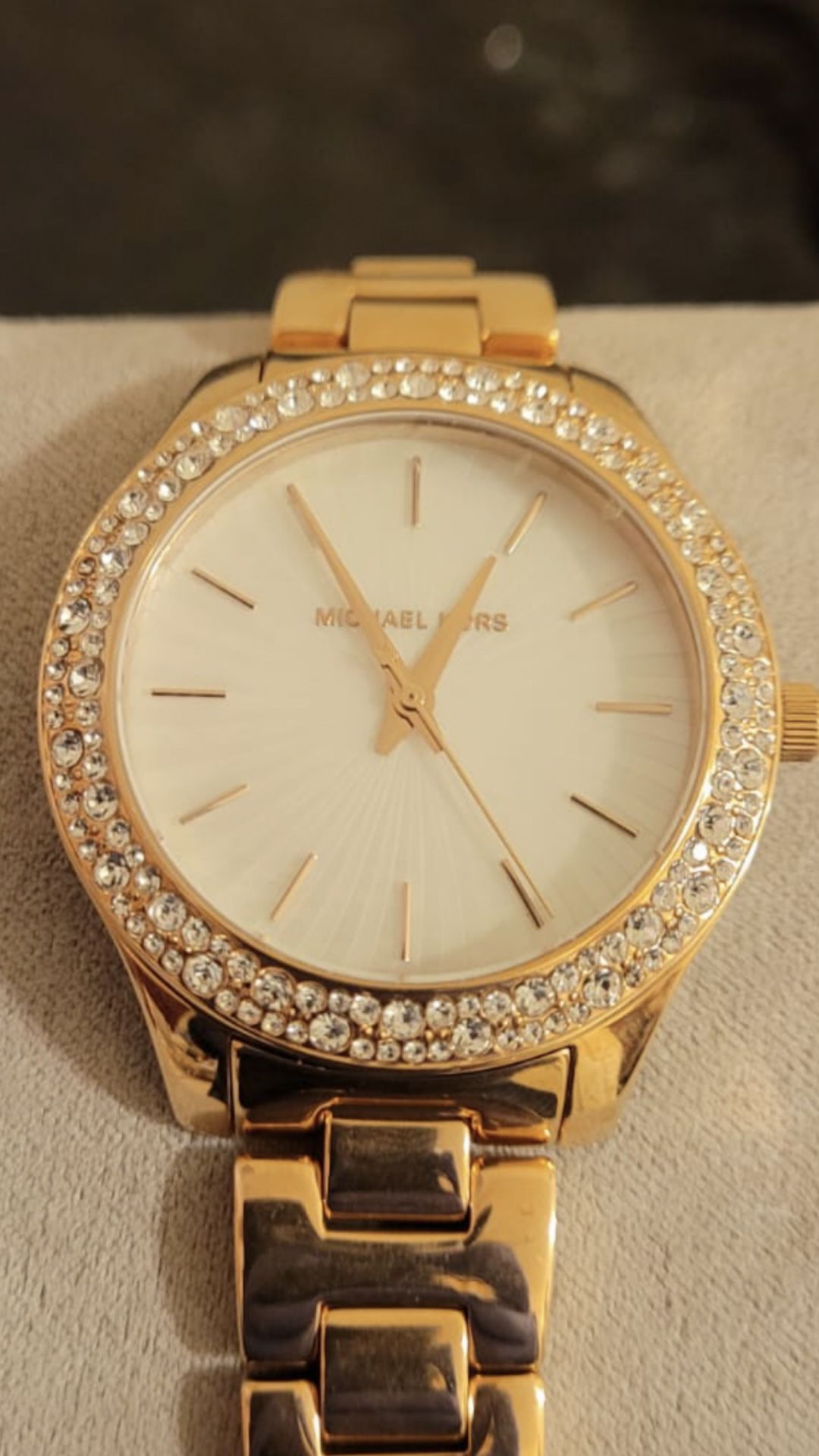 AUTHENTIC MICHAEL KORS WATCH FOR WOMEN