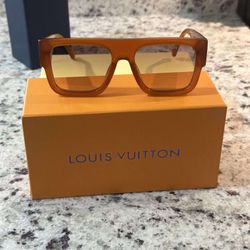 New LV Sunglasses 