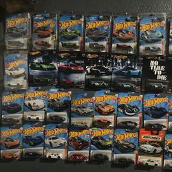 Hot Wheels Scroll Down👇