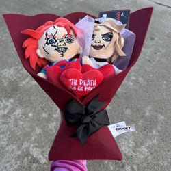 Chucky and Tiffany Valentine’s Plush Bouquet 