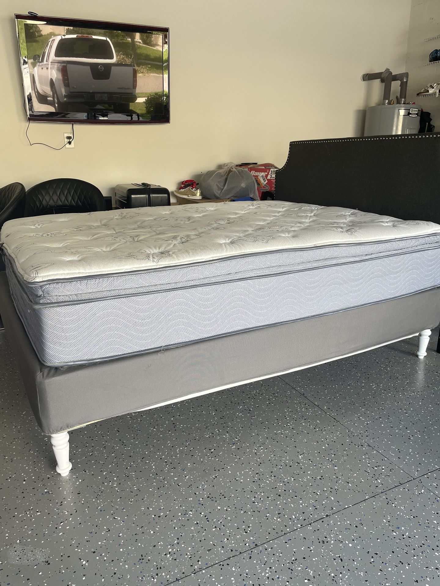 Queen Bed And Frame