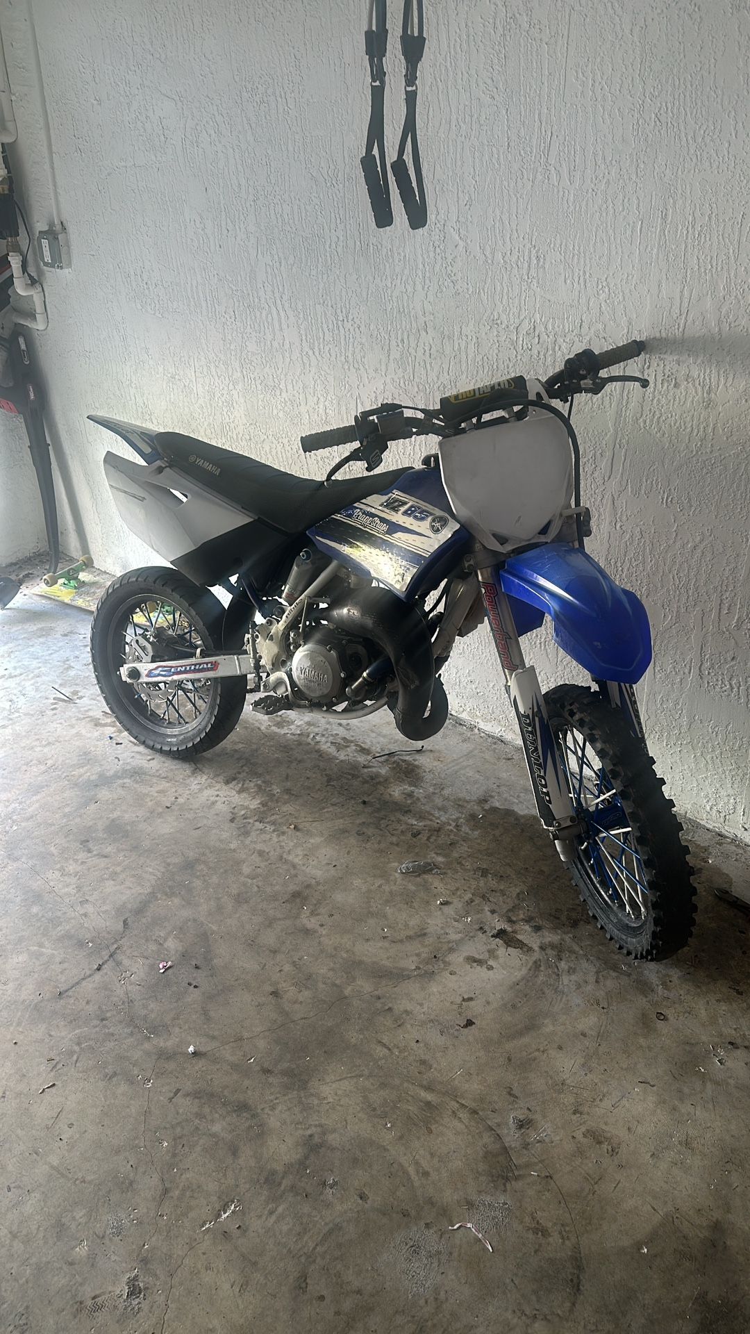 Yz85
