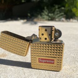 Supreme Gold Zippo Dimond Cut Lighter 