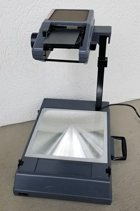 3M 2000 Overhead Projector PORTABLE FOLDING EXC!! Works Great!