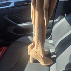 Steve Madden Suede Chestnut Colored Boots