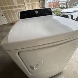 Frigidaire Washer And Dryer  