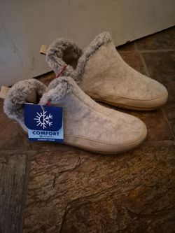 Dearfoams Faux Fur Slipper Boots (Brand New)