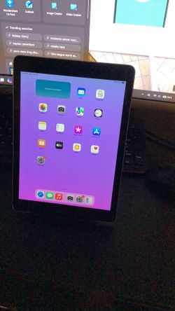 iPad 6th gen 128 Gb Wi-Fi