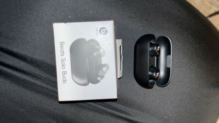 Beats Solo buds