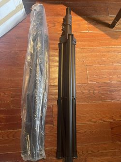 Heavy Duty Tripod 