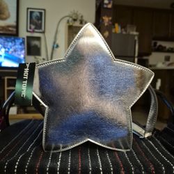 Nwt Hot Topic Star Crossbody