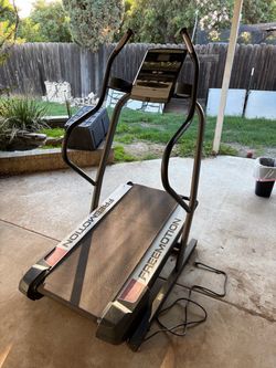 Freemotion i5.3 incline treadmill