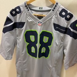 NFL Jerseys Seattle Seahawks #88  Size L 