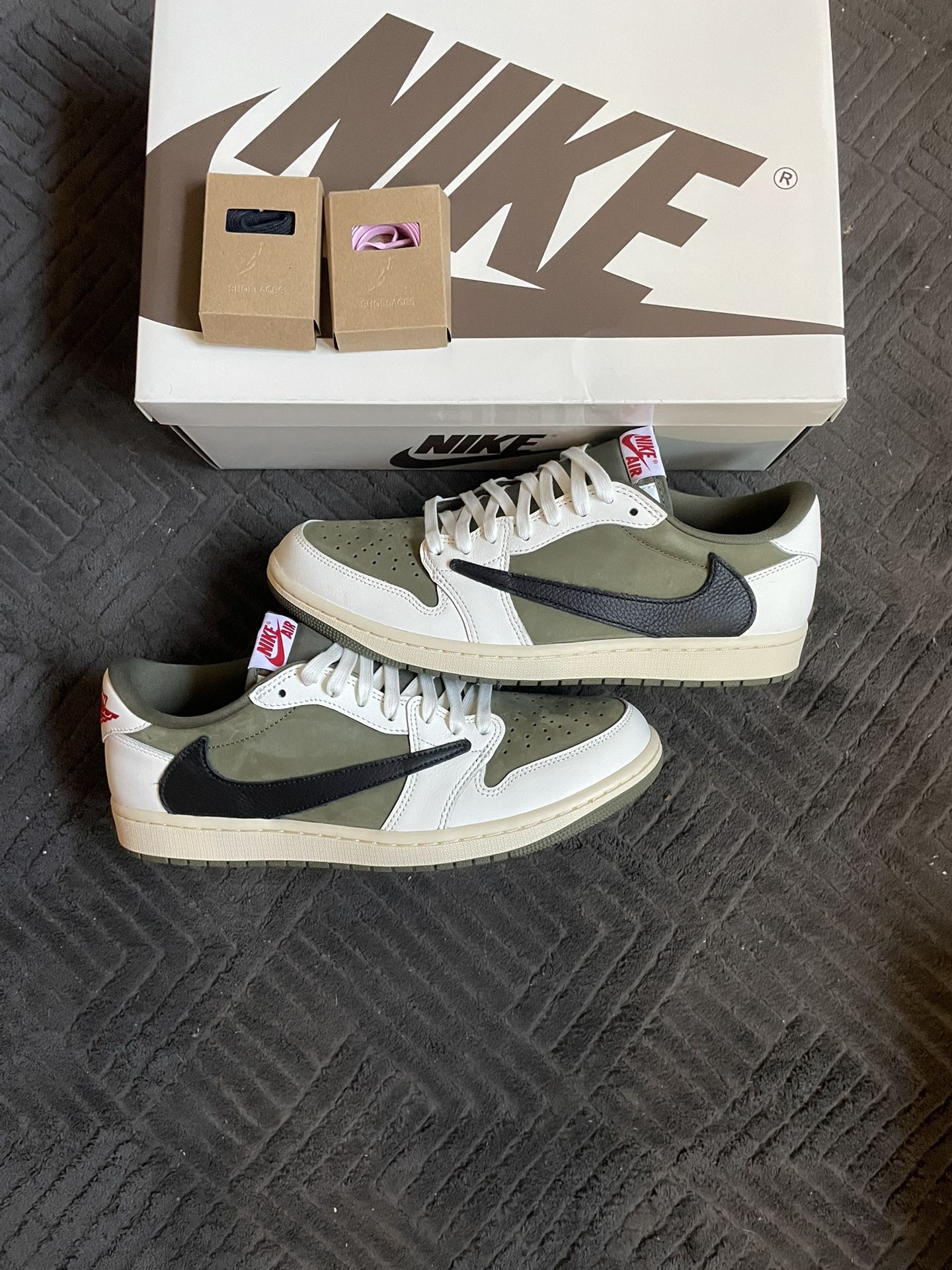 Travis Scott Medium Olive Low