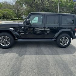 Jeep wrangler Unlimited Sahara 2020