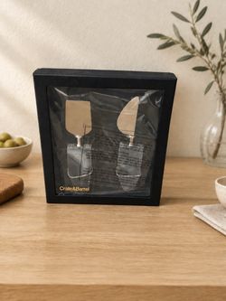Crate & Barrel cheese knife set NEW