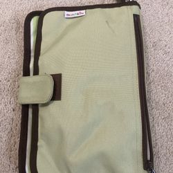 Munchkin Diaper- Wipe Carrier Bag