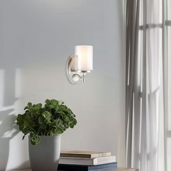 Kira Home Victoria - Aplique de pared de transición de 10 pulgadas, pantalla interior de vidrio esmerilado + pantalla exterior de vidrio sembrado tran