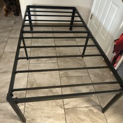 New Twin Size  Metal Platform Bed Frame 