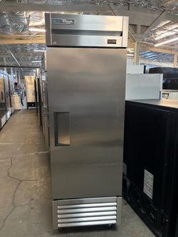 Commercial freezer
