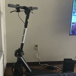 Go trax 700$ Scooter ON SALE