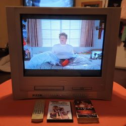 Toshiba 24" CRT Triple Play TV/DVD/VCR VHS Combo With Original Remote