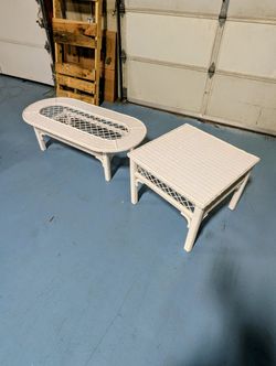 Oval white wicker coffee table with glass top w/end table with glass top