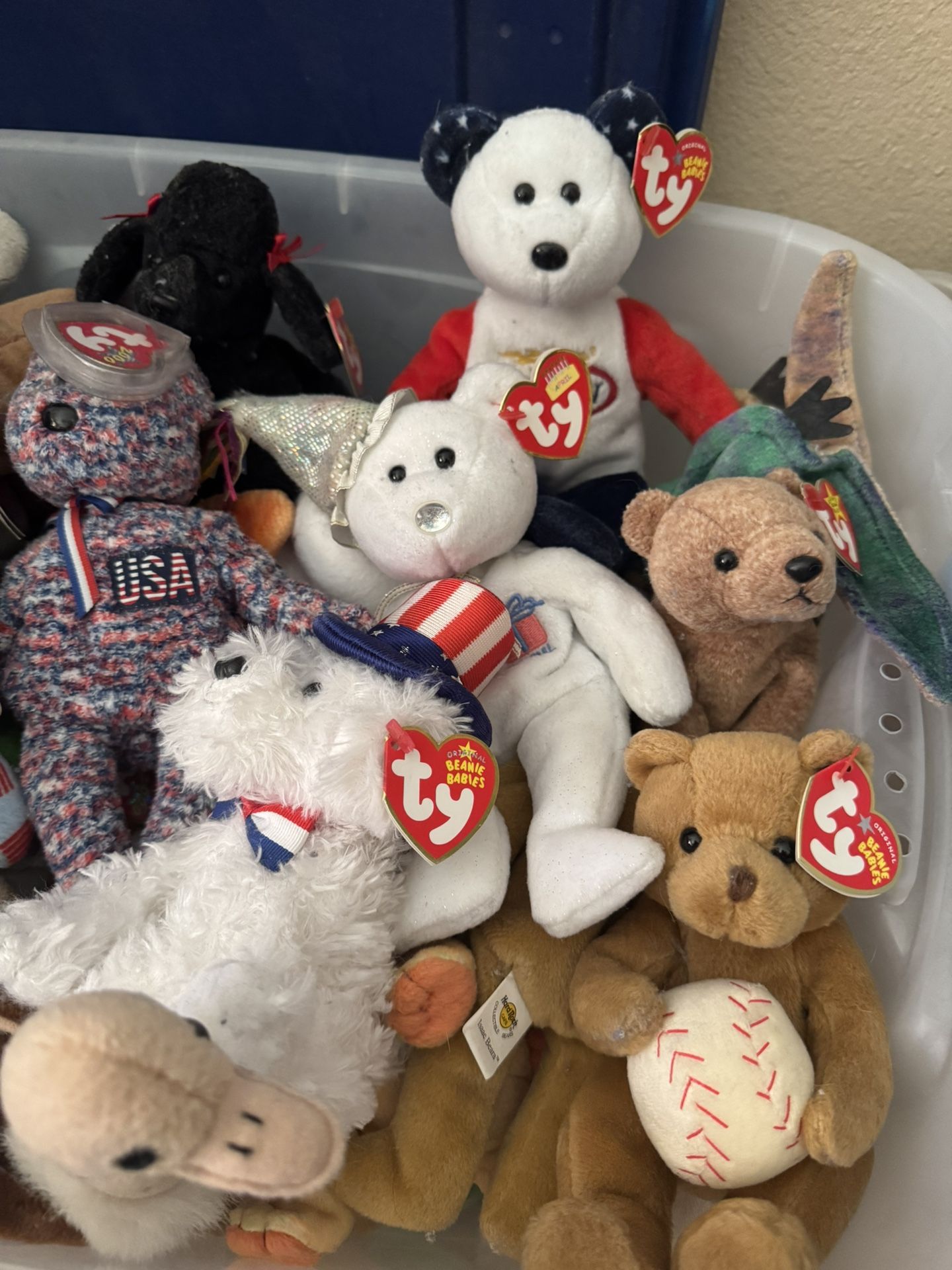 Big Storage Tote full of Beanie Babies