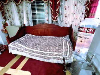 Single Size Bed & Glass Table