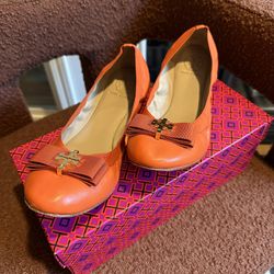 Tory Burch Leather Flats Size 9.5