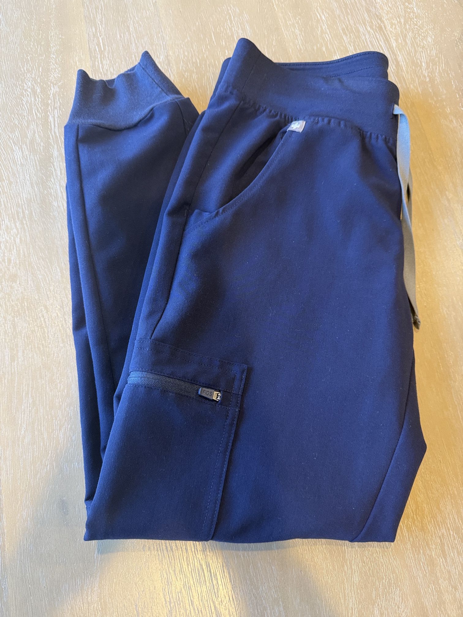 FIGS Zamora Petite Jogger Pants