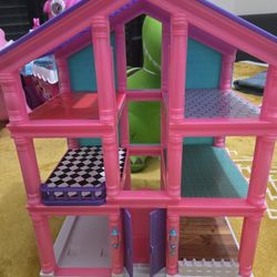 Kids Connection 3 Story House