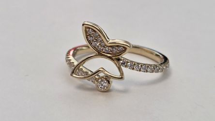 High Quality 14k Yellow Gold, VVS Quality Size 6 /7