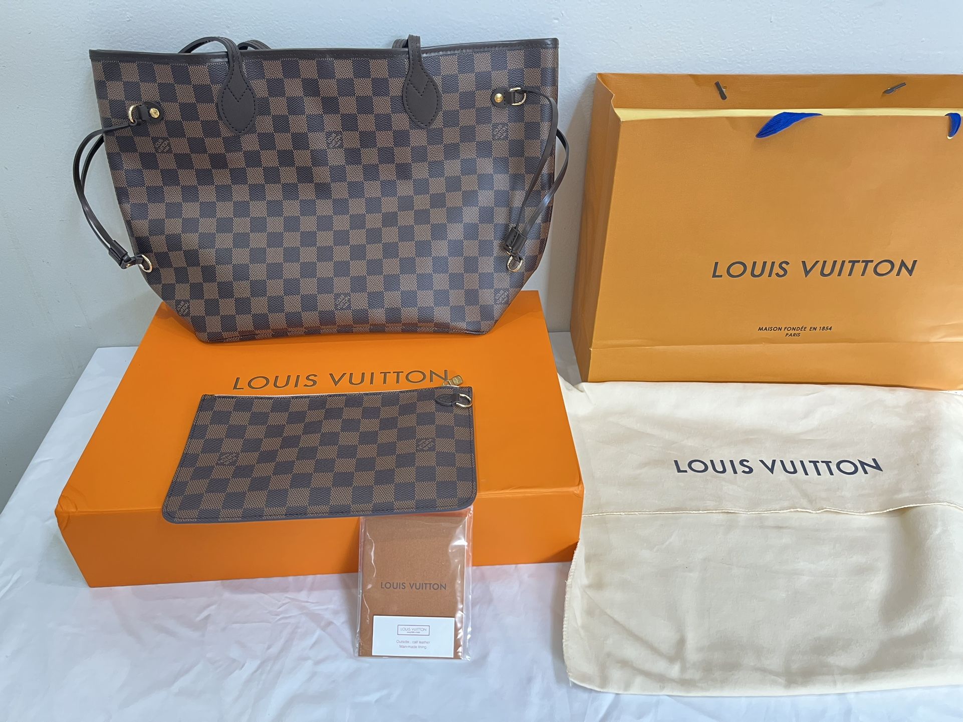 New Authentic Louis Vuitton Ebene Damier Pink/ Rose Ballerina Interior  Neverfull MM Handbag for Sale in Valley Stream, NY - OfferUp